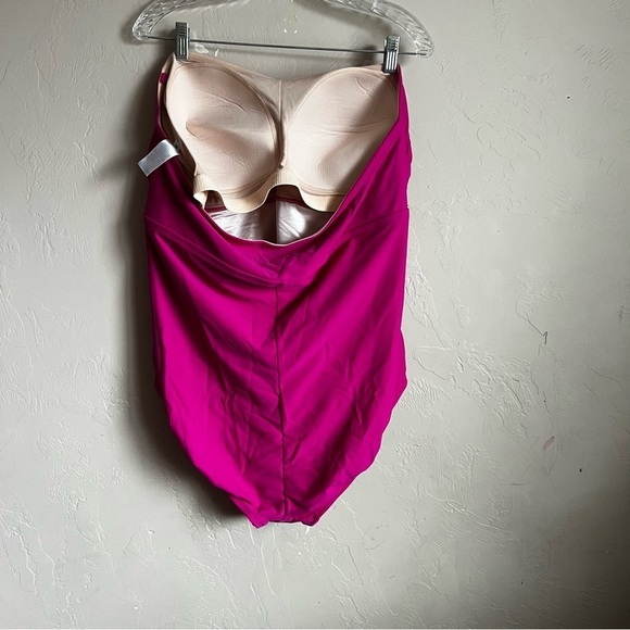 Kona Sol Pink Tummy Control Twist Front Full Coverage Strapless Bathingsuit - Picture 6 of 9